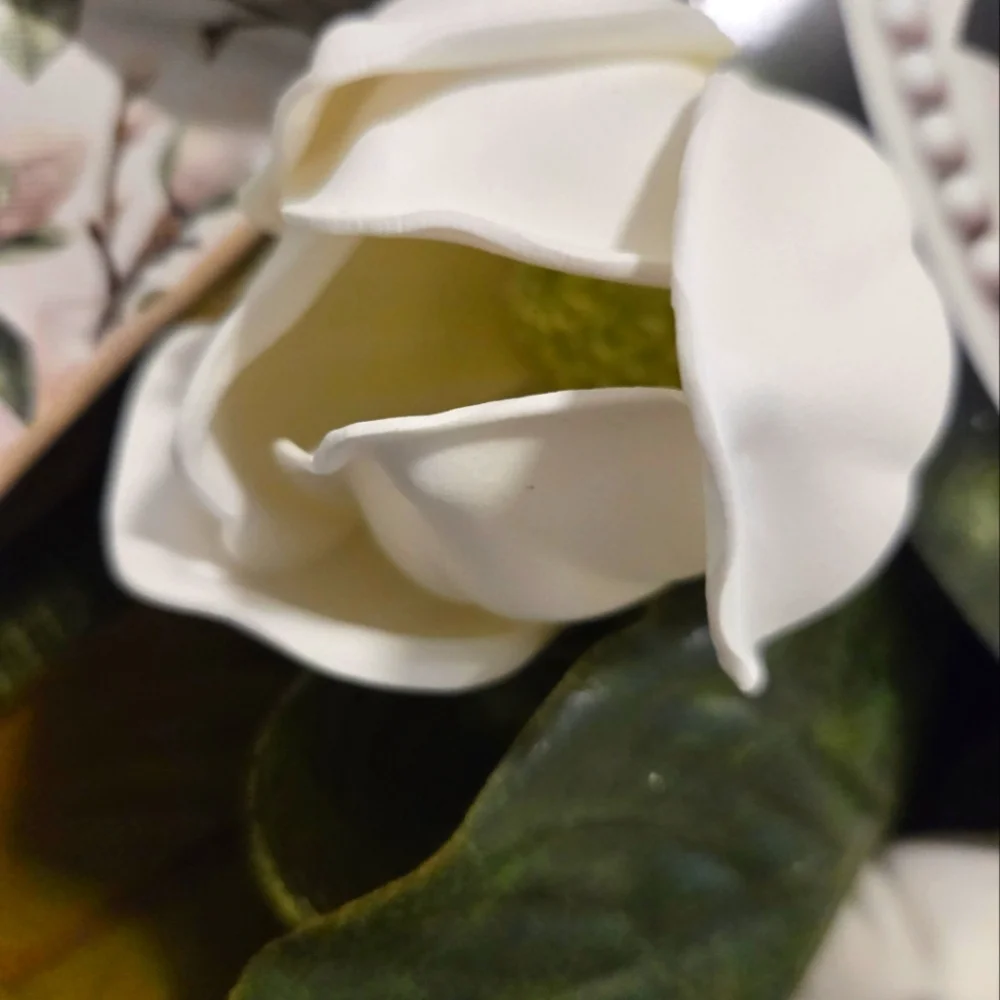 NWT Magnolia Welcome Wreath with Bow